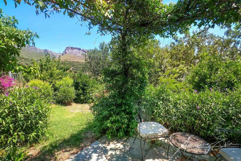 Villa Kasteli - Secret Beauty In The Mountains Karystos  Exterior foto